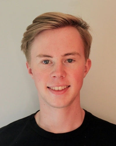 Andrew Robinson headshot