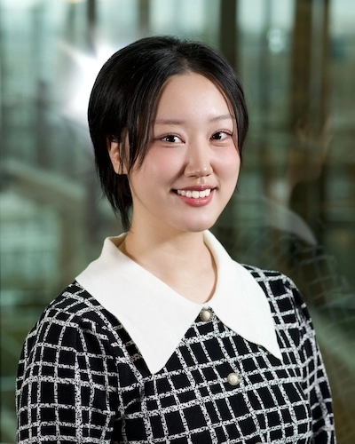 Chae Young Kim headshot