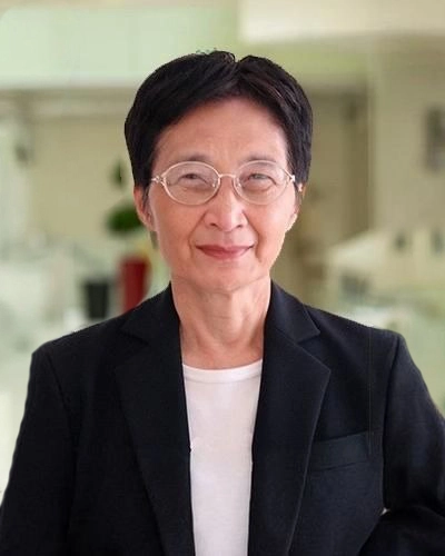 Dr. Moira Chan-Yeung headshot