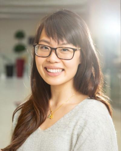 Vanessa Cheng headshot